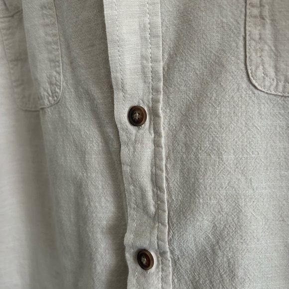 Junk Food Clothing Men's Light Tan Casual Button Down Shirt - Picture 3 of 7